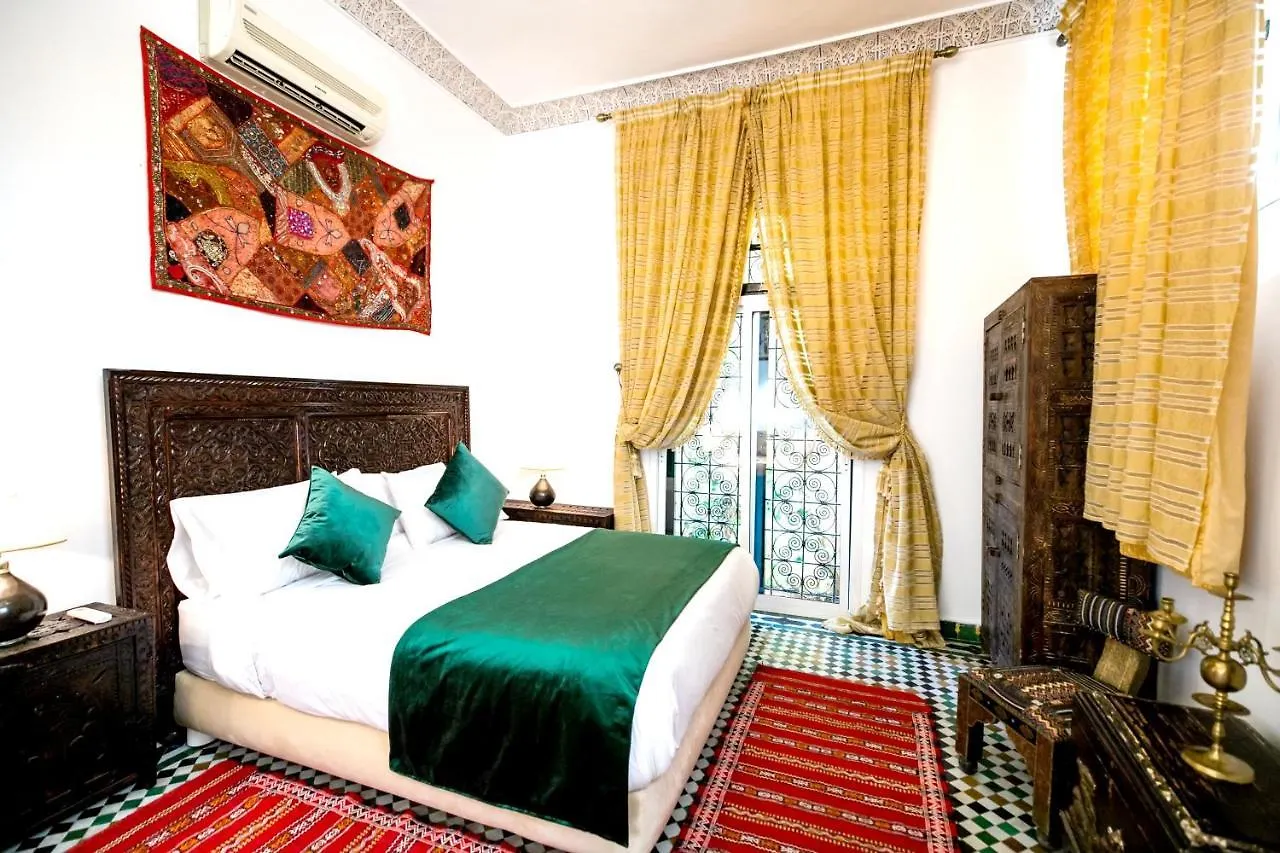 Spacious Apartment In Fes With Private Pool, 150 Sqm 0*,